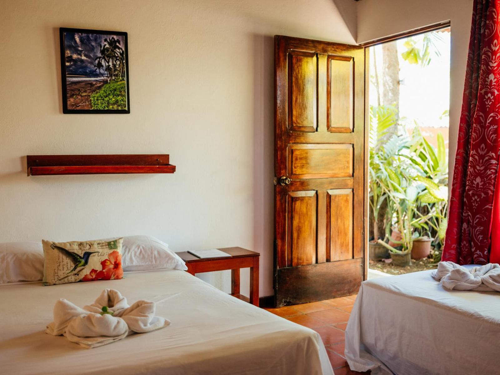 Hotel Hibiscus Cabina 4 Playa Junquillal Eksteriør bilde